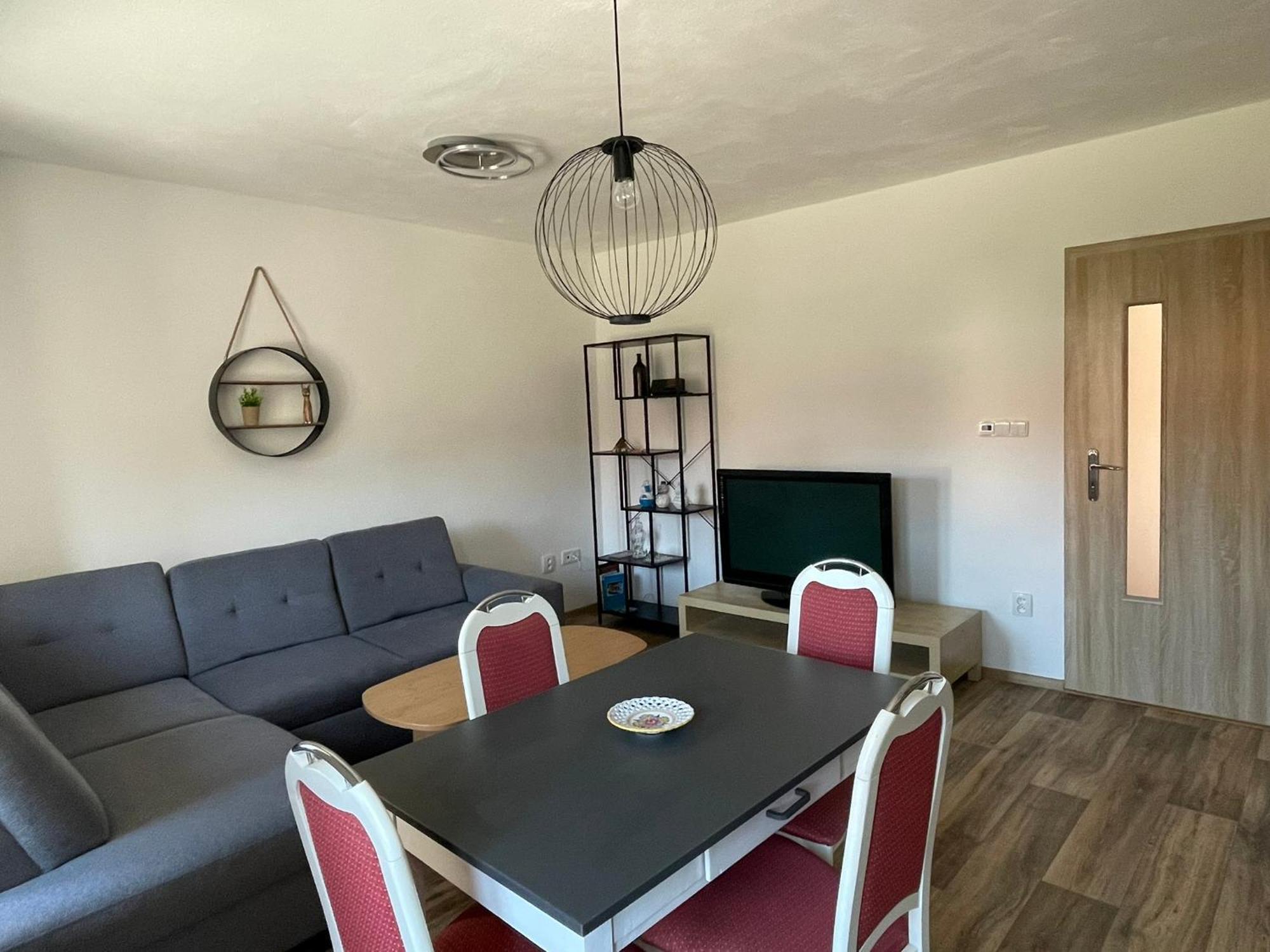 Apartman U Velke Brany Jemnice Exterior foto